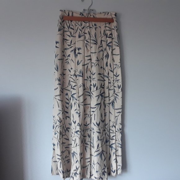 Jessica Dresses & Skirts - Vintage 90s Floral Maxi Skirt